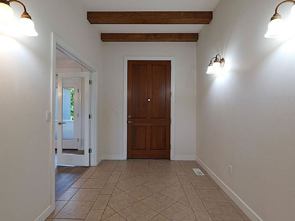 3rd image of 143 Pine Lake Dr