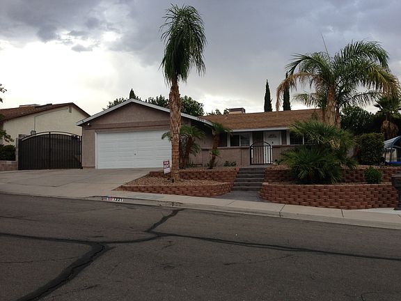 2nd image of 1321 Esther Dr