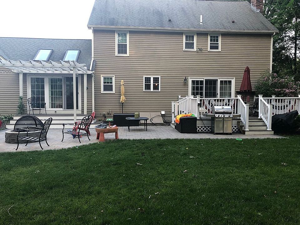 2nd image of 51 Reardons Field Ln