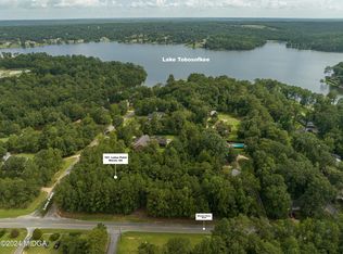 101 Lotus Point Dr, Macon, GA 31220