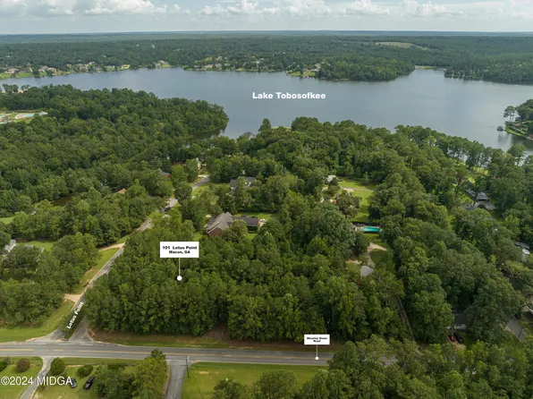 101 Lotus Point Dr, Macon, GA 31220