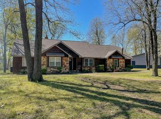 13 Woodhaven St, Sikeston, MO 63801