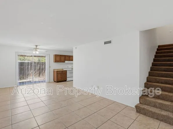 238 E Vine Cir, Mesa, AZ 85210