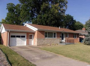 3309 Crestview Dr, Quincy, IL 62301