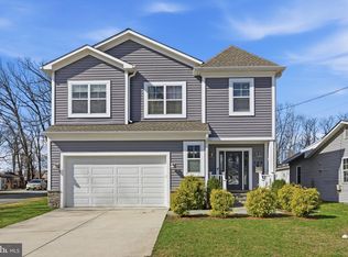 908 N Stonestreet Ave, Rockville, MD