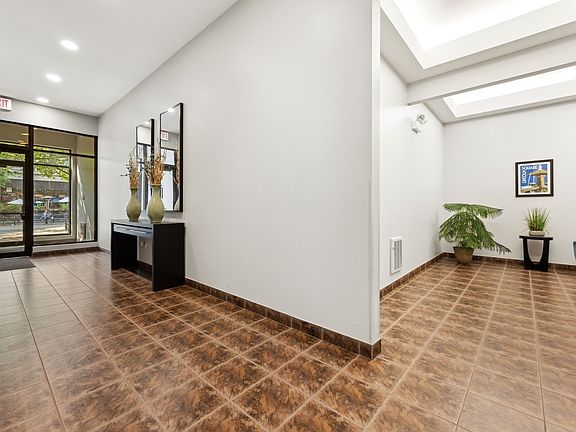 2nd image of 2326 W Giddings St APT 306