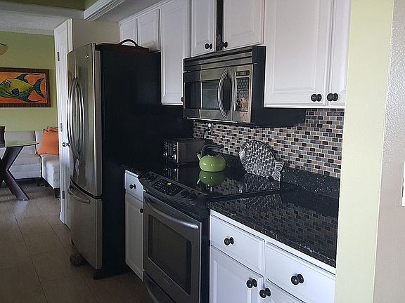 4th image of 588 Macedonia Dr