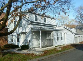 61 N Main St, Northampton, MA 01062