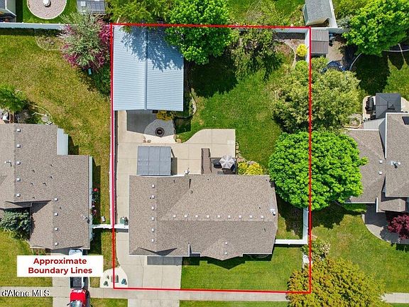 3rd image of 8299 N Raspberry Ln