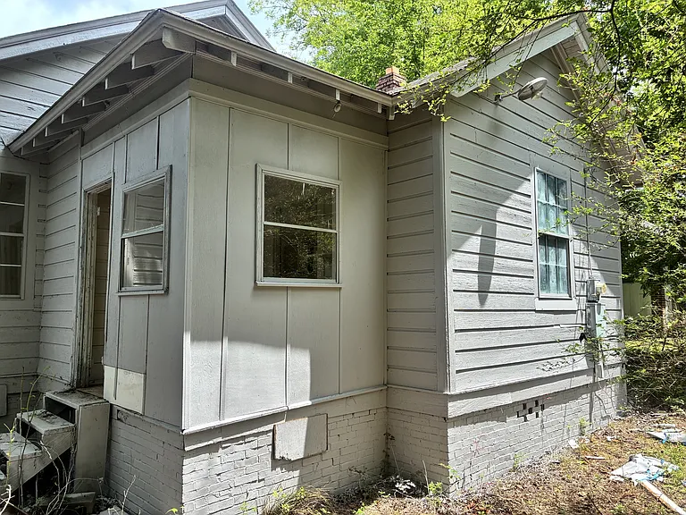 513 Hoke St — Photo 6