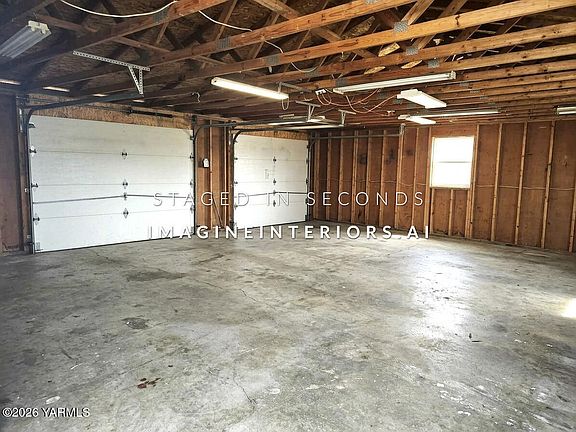 2nd image of 497 Burnham Rd