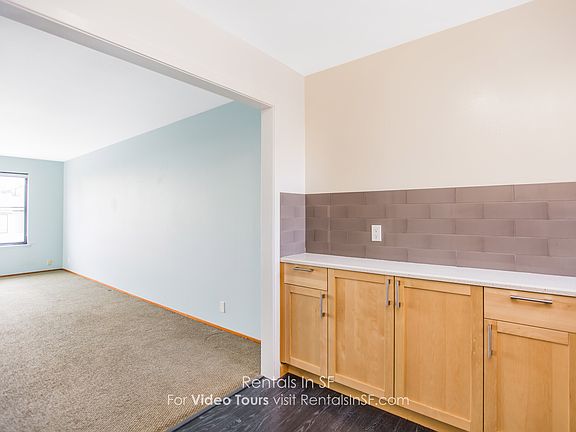 5th image of 1530 Irving St APT 4
