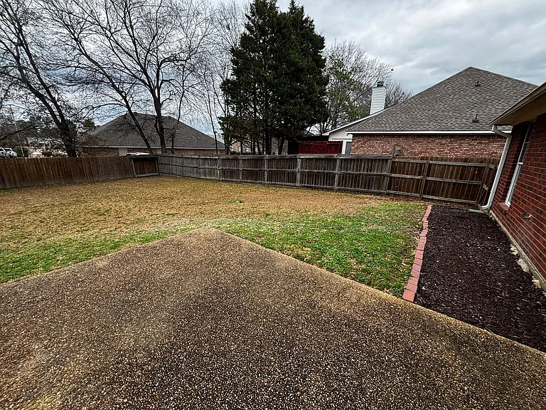538 Brighton Cir — Photo 18