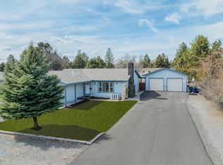 61556 Twin Lakes Loop, Bend, OR 97702