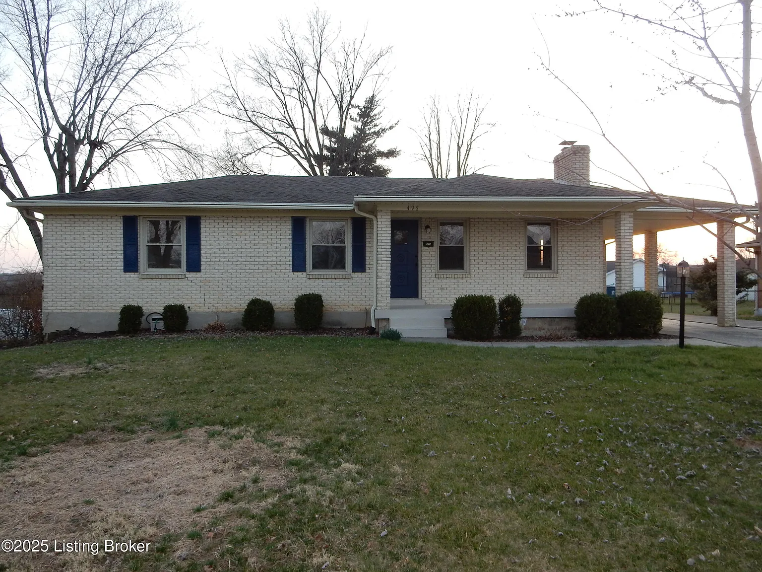 496 Jackie Way photo 1