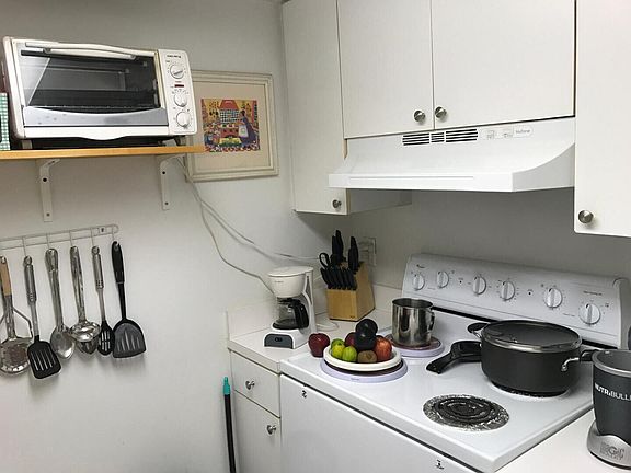 4th image of 1010 NW 11TH Street #207