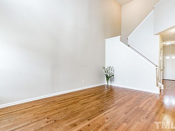 5th image of 6522 Clarksdale Ln
