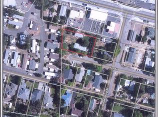 635 N 1st Ave, Gold Hill, OR 97525