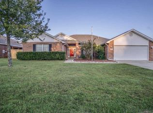 5636 N Brook Dr, Crestview, FL 32539