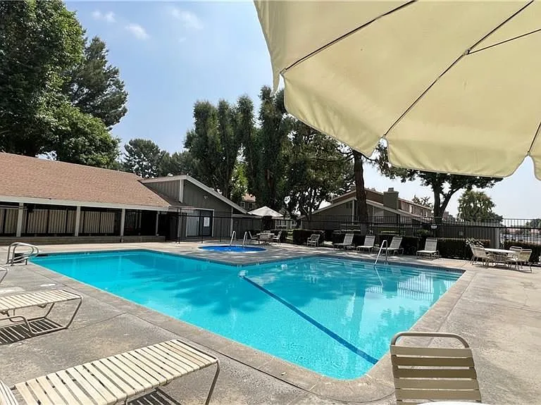 2061 W Redlands Blvd #20D — Photo 19
