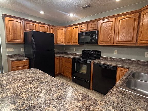 5th image of 1939 Rock Creek Ln