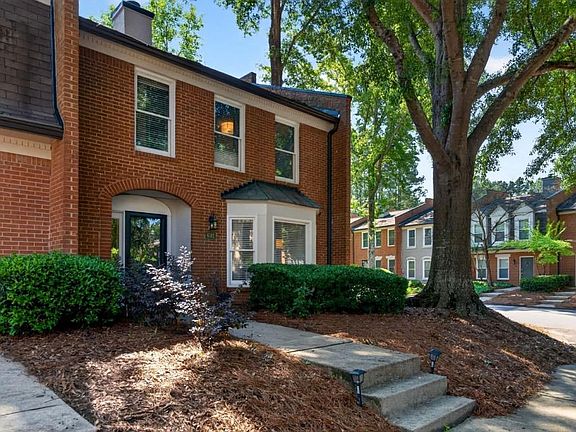 3rd image of 4182 Fernsberry Ct