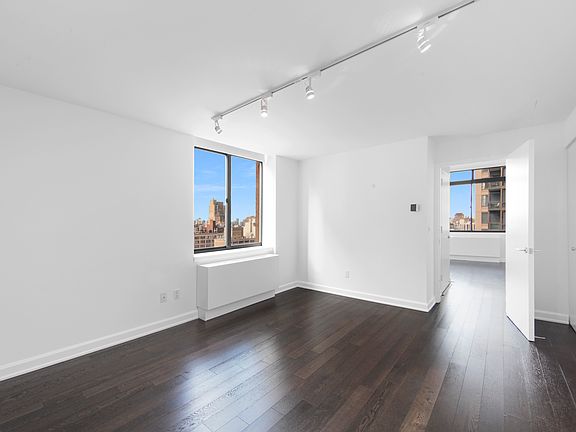 5th image of 77 W 24th St APT 10c