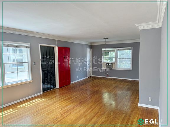 2nd image of 949 S Sierra Bonita Ave #7