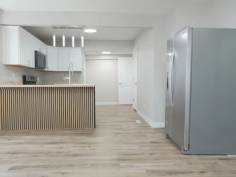 3810 2nd Ave — Photo 3