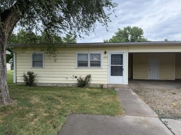 1919 Millers Ln, McPherson, KS