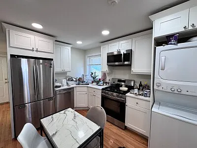 327 Highland Ave #3 — Photo 2