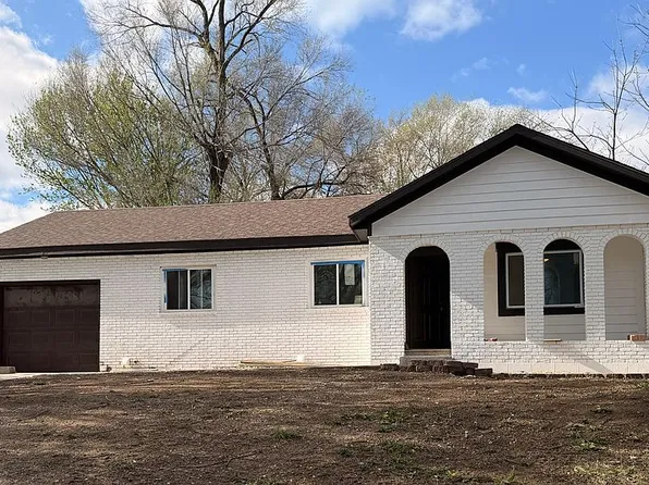 8206 Ohio Ave, Kansas City, KS 66112