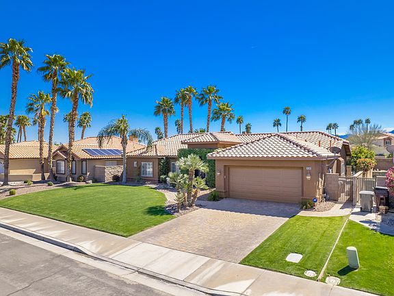 2nd image of 78595 Naples Dr