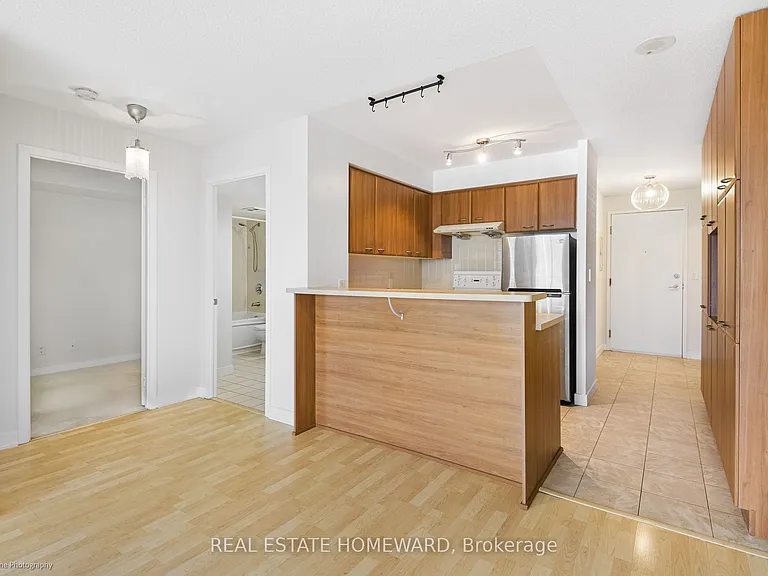 36 Lee Centre Dr #2615 — Photo 12