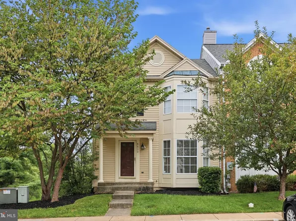 8850 Briarcliff Ln, Frederick, MD 21701