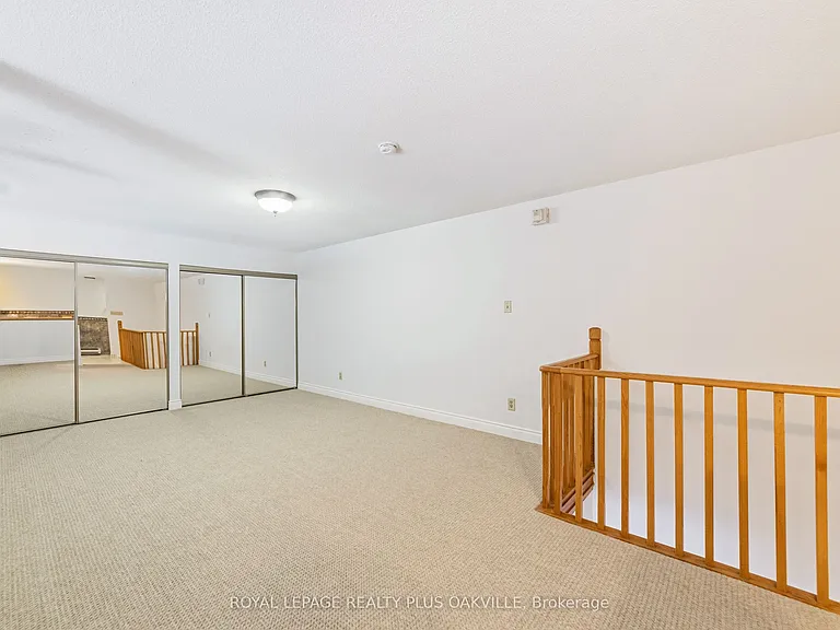 100 Bronte Rd #404 — Photo 27