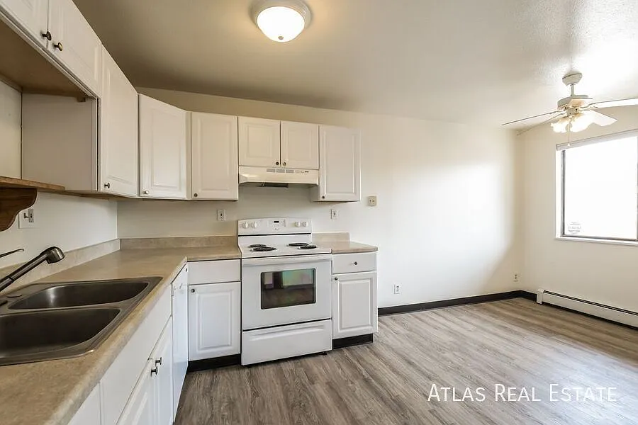 Comfortable Living Just Steps from Olde Town Arvada — Photo 4