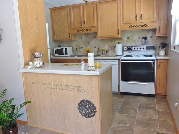 4th image of 103 Cedar Cir
