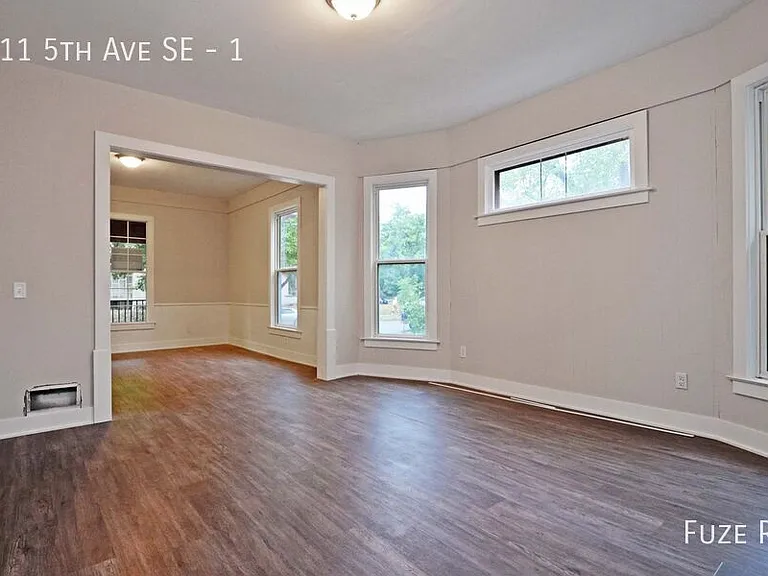 511 5th Ave SE #1 — Photo 12