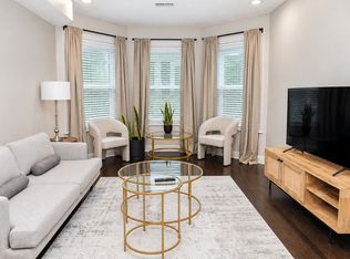 7 Abbotsford St #B, Dorchester, MA 02121