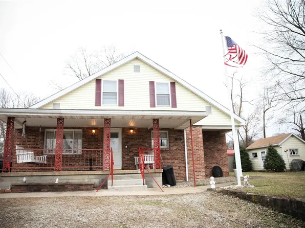 120 Narrows Rd, Connellsville, PA 15425