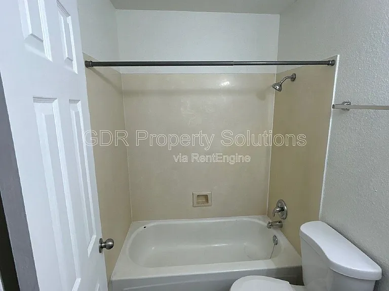 1105 Iron Ave SW #107 — Photo 11