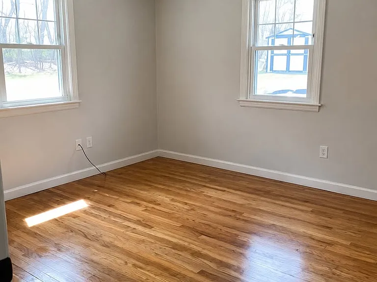 98B Burnell Dr — Photo 7