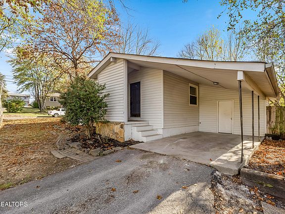 2nd image of 4525 Shane Ln NW