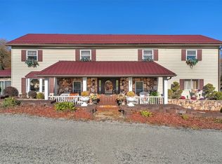 335 Fords Hill Rd, Grindstone, PA 15442