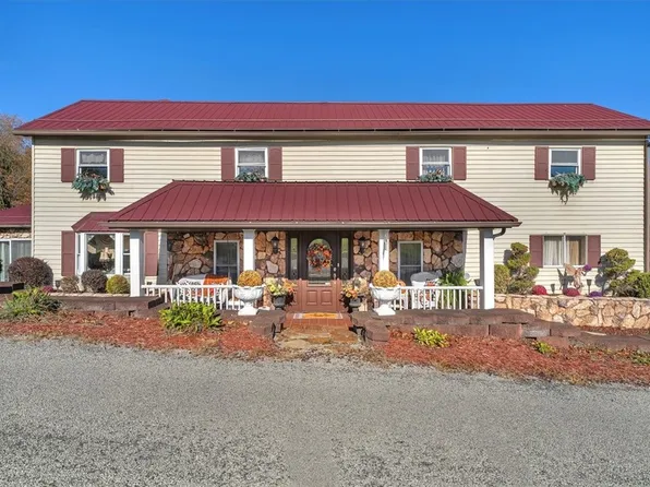 335 Fords Hill Rd, Grindstone, PA 15442