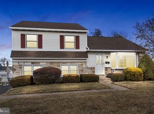 1001 Birch Rd, Warminster, PA 18974