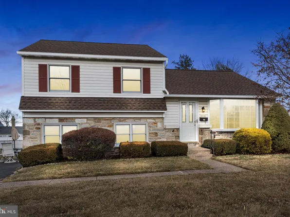 1001 Birch Rd, Warminster, PA 18974