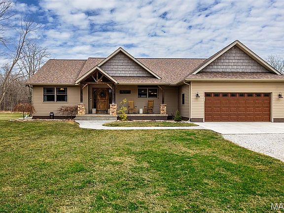 2nd image of 14982 Freemont Rd