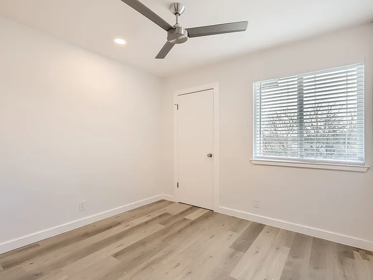 10208 Brownie Dr #D — Photo 17
